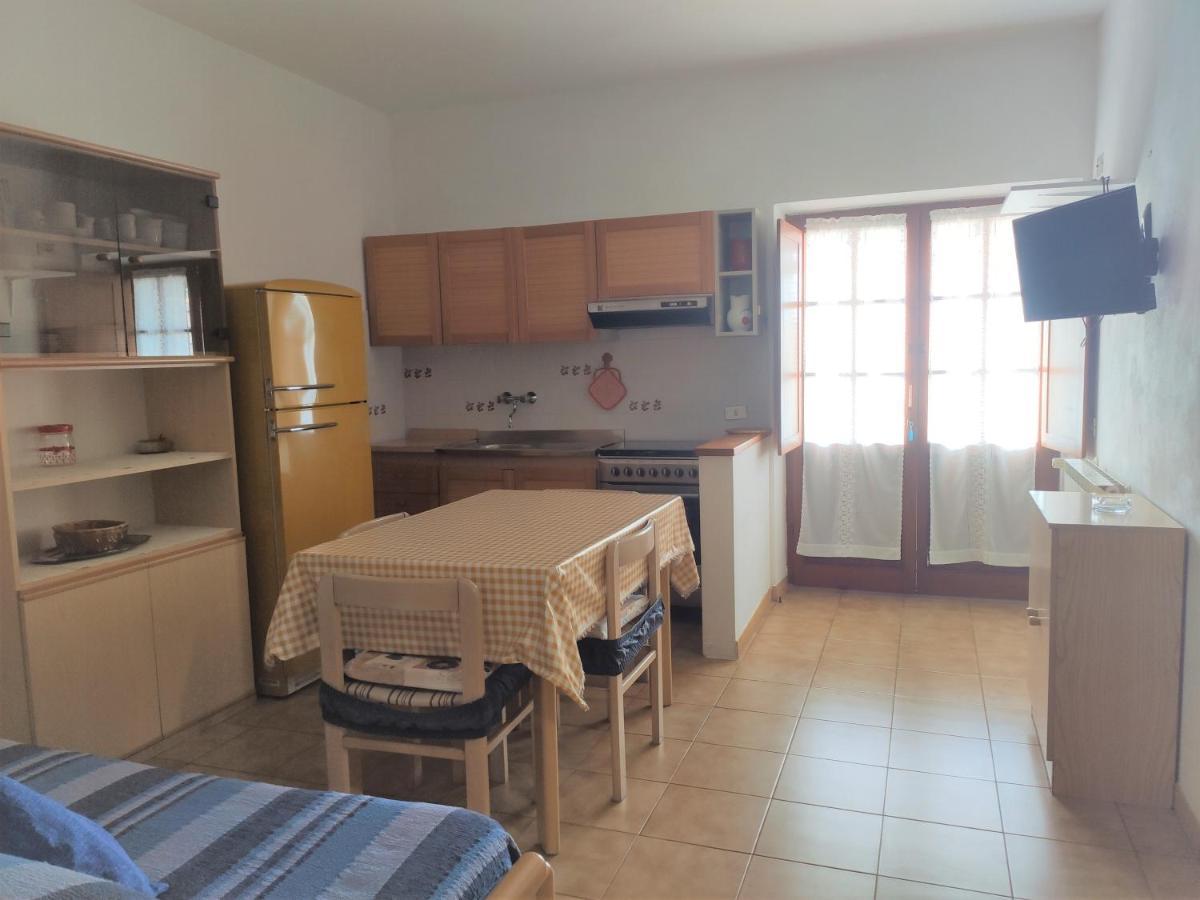 Appartamento Il Nespolo Pomonte Bagian luar foto